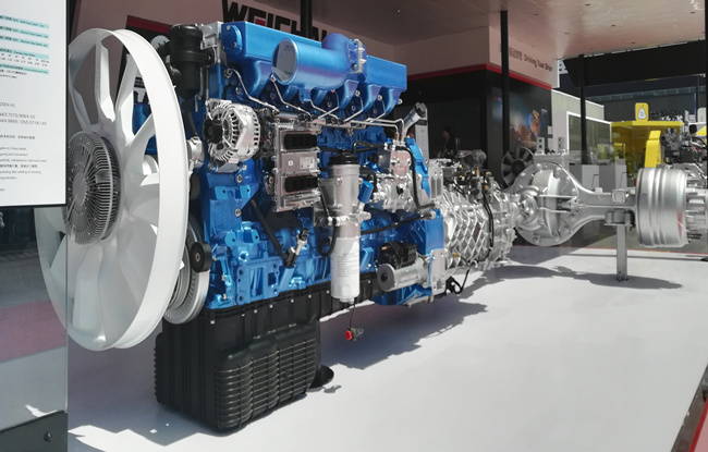 山东钰发智能配备获得码垛机器人复合抓取设备专利可完成两种产品的一起抓取